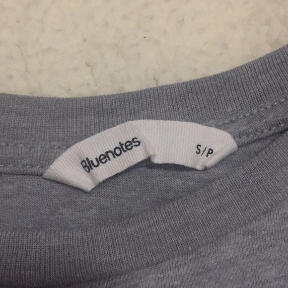 Grey t shirt - Picture 2 of 3